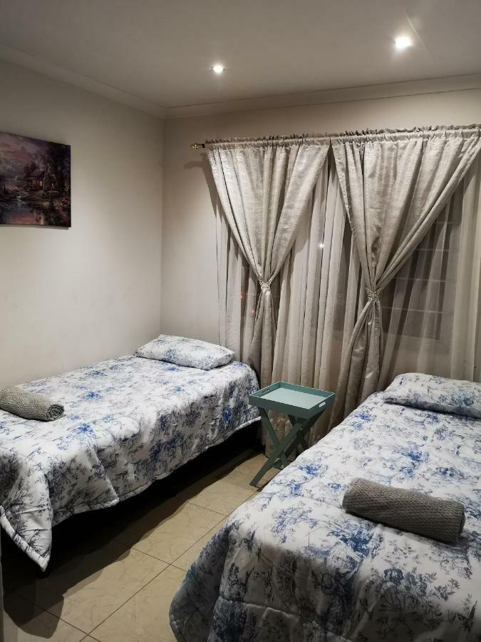 Durban Beach Getaway - Summersands, Inverter For Load Shedding, Free Wifi & Free Parking Eksteriør billede